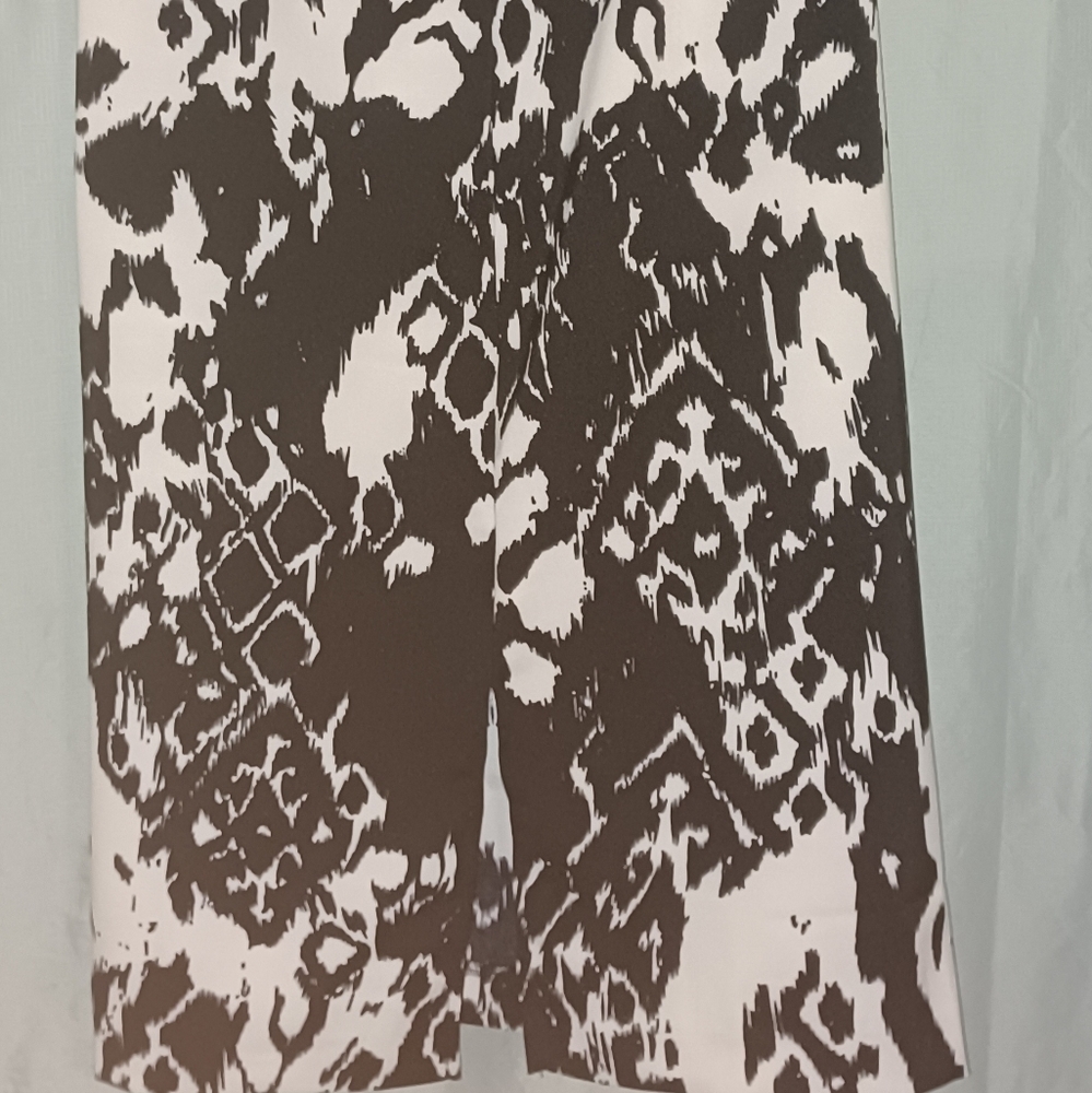 Skirt - Picture 2 of 2